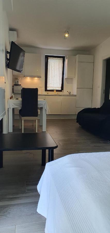 Apartments Zanini Μεντουλίν Εξωτερικό φωτογραφία